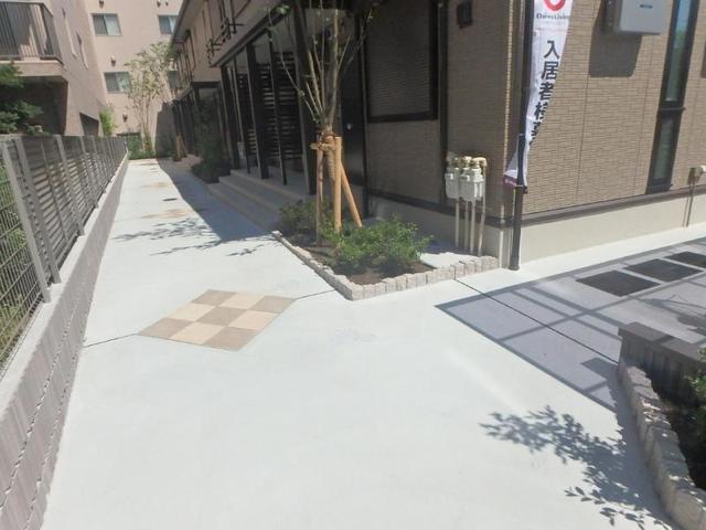 エントランス　エントランス