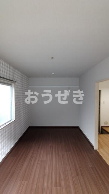 居室・リビング　?