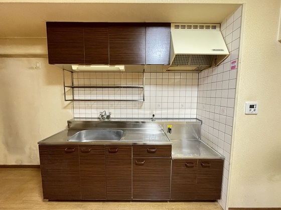 キッチン　※別部屋の写真です