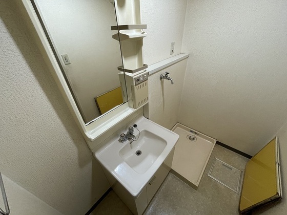 洗面設備　※別部屋の写真です