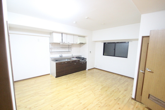 居室・リビング　※別部屋の写真です