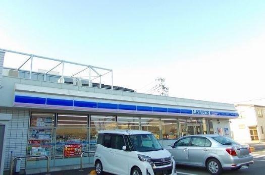 コンビニ　ローソン秋田土崎港中央五丁目店（コンビニ）まで436m