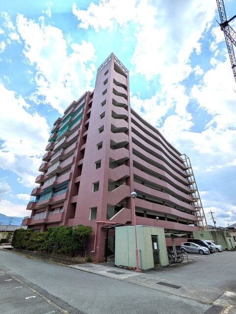 建物外観　☆１０階建て　鉄骨鉄筋コンクリートの分譲マンション☆