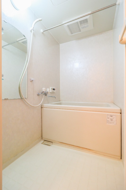 バス・シャワールーム　図面と現状に相違がある場合には現状を優先
