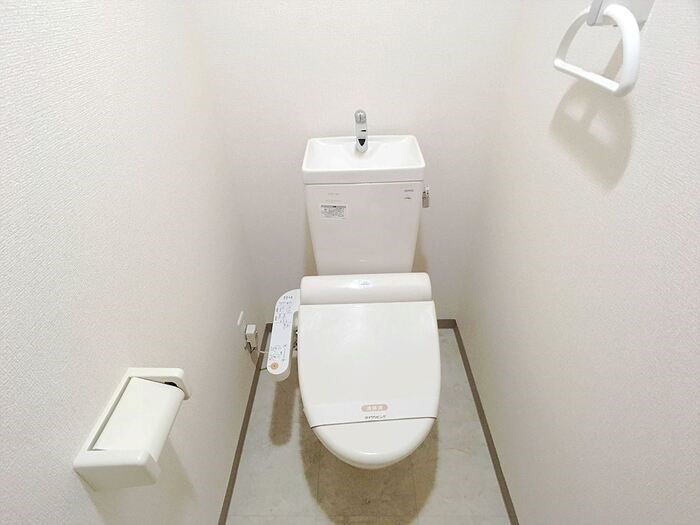 ラフィーネ御影のトイレ写真