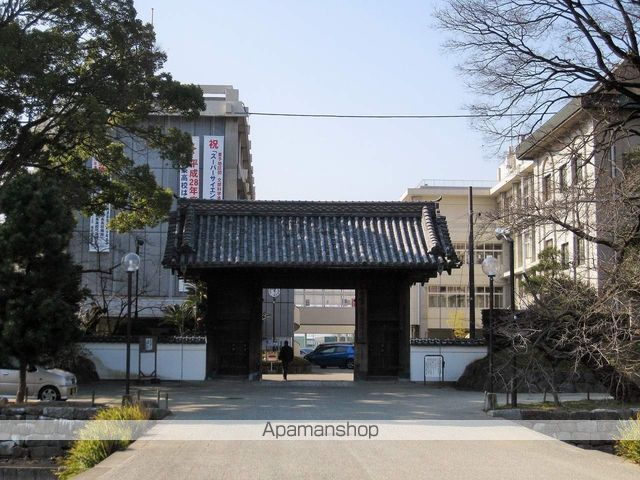 高校・高専　県立西条高等学校（高校・高専）まで500m