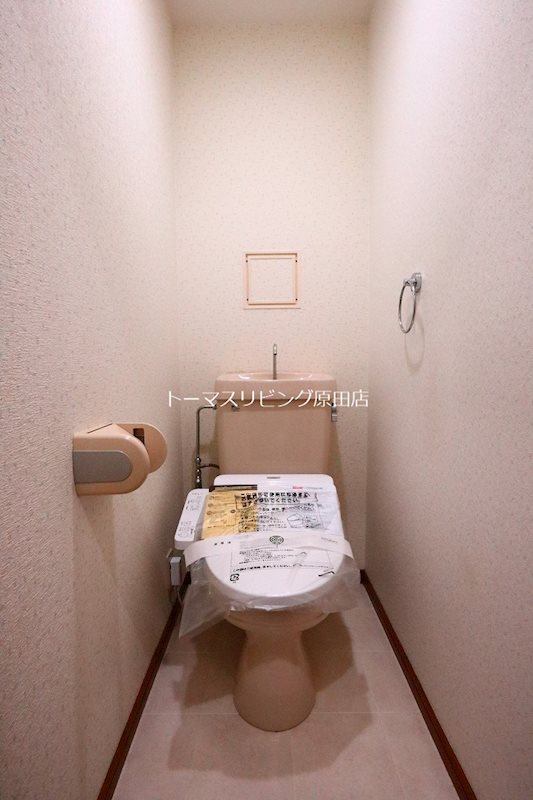 トイレ　102号室写真