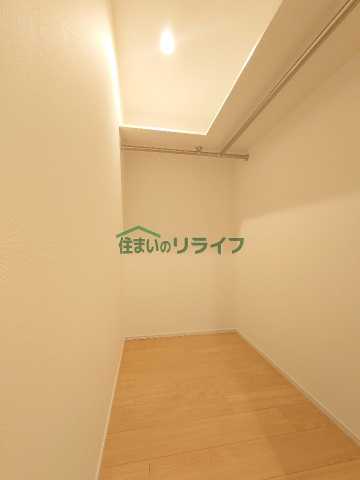 収納　部屋参考写真です。