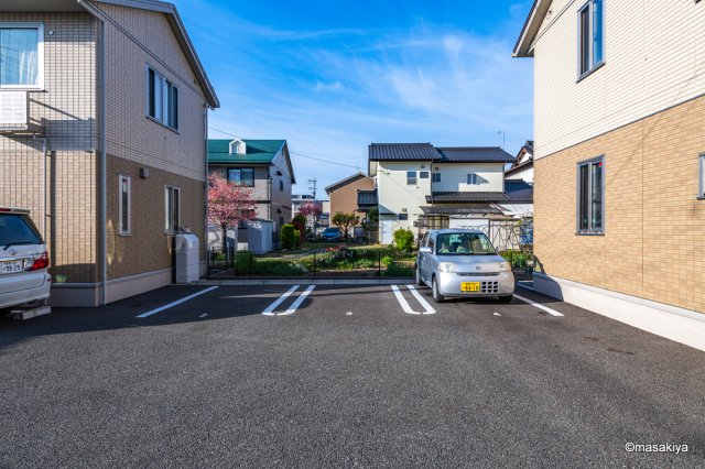 駐車場　駐車場