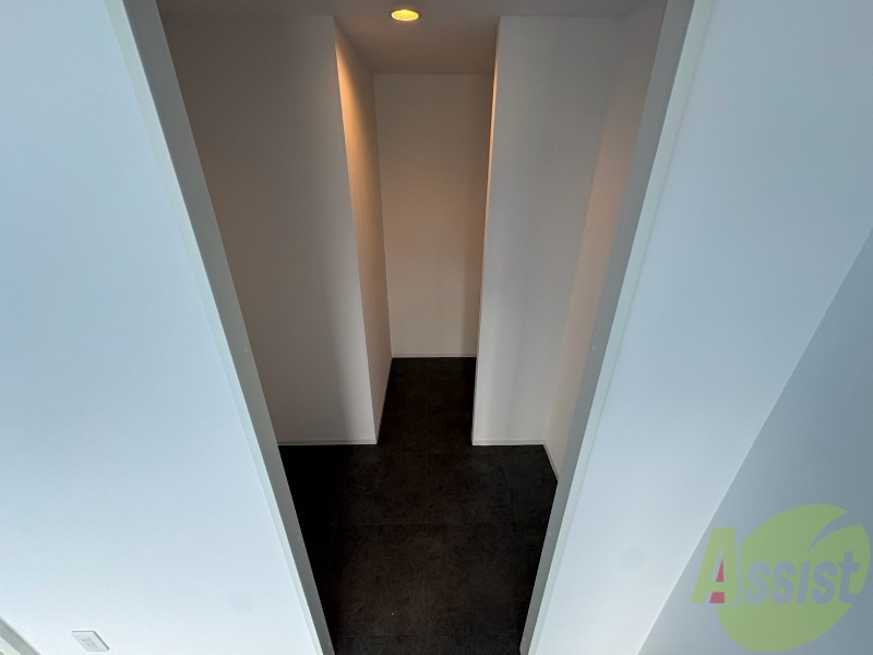 収納　寝室の収納です。部屋がすっきり片付きます。