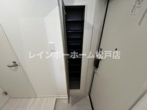 玄関　シンプルで使いやすい玄関です