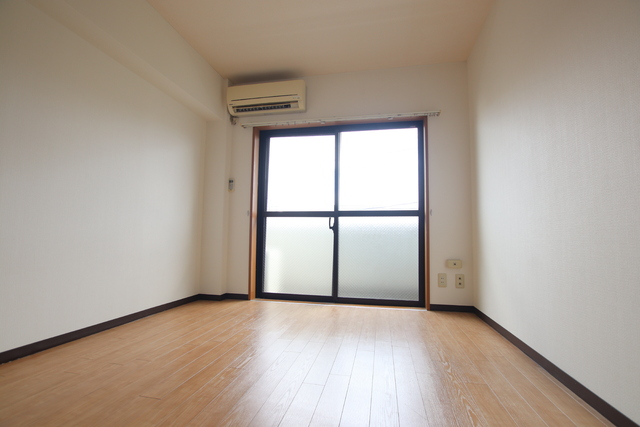 その他部屋・スペース　（他号室参考写真）振り分けタイプのお部屋です★