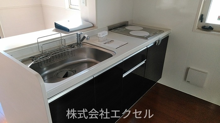 キッチン　同建物の別部屋の写真