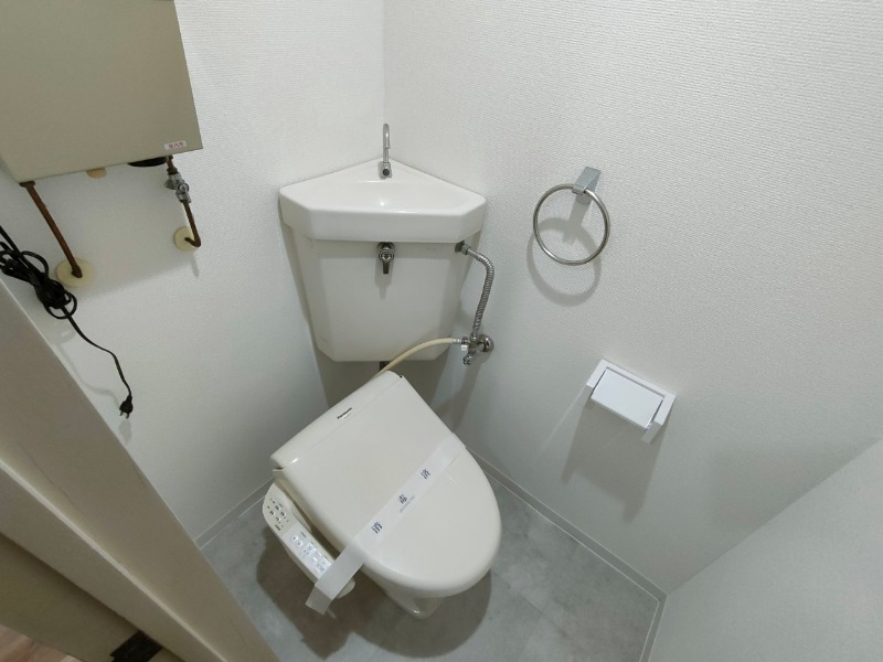 トイレ　トイレです。ウォシュレット付を探している方、おすすめです。