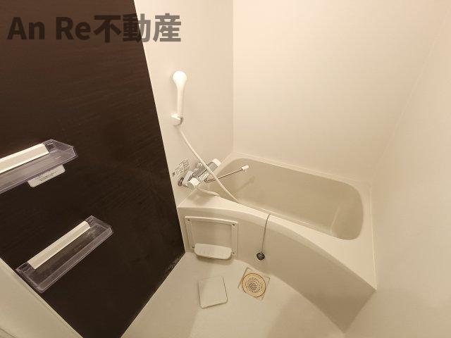 バス・シャワールーム　別部屋イメージ写真