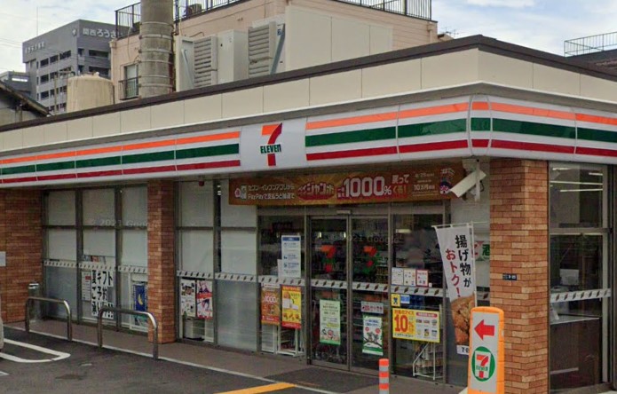 コンビニ　セブンイレブン 尼崎稲葉荘4丁目店（コンビニ）まで465m