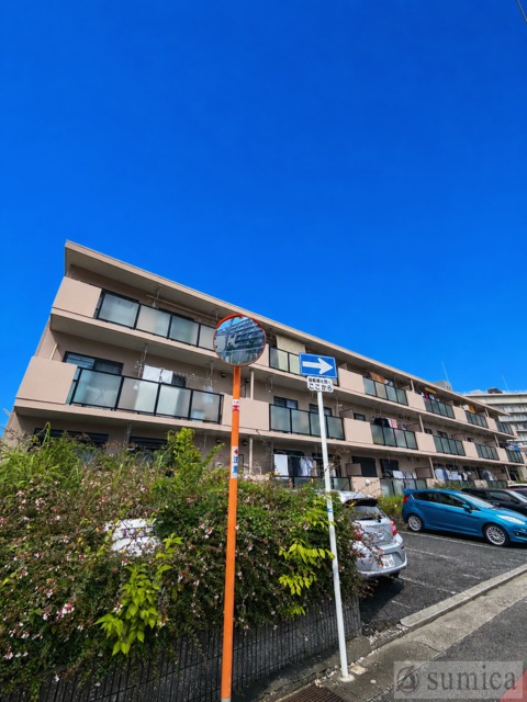 建物外観　リフォーム済のお部屋です♪