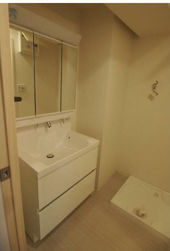 洗面設備　※同物件、別部屋になります。