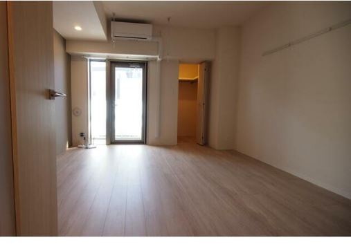 居室・リビング　※同物件、別部屋になります。