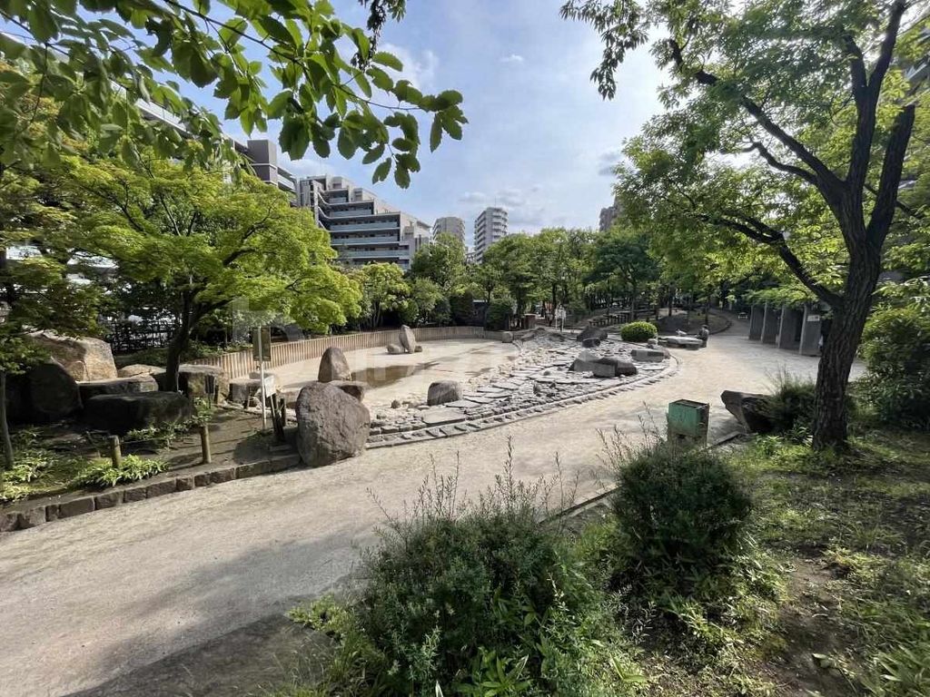 公園　神谷堀緑地（公園）まで840m