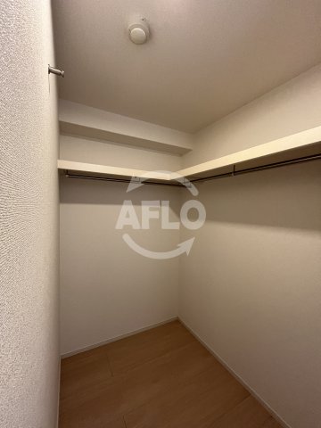 収納　ウォークインクローゼット