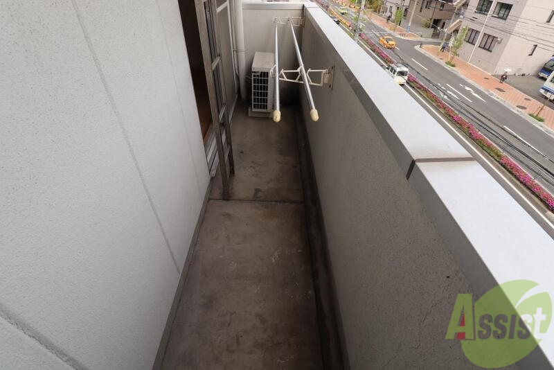 バルコニー　標準サイズのバルコニーです