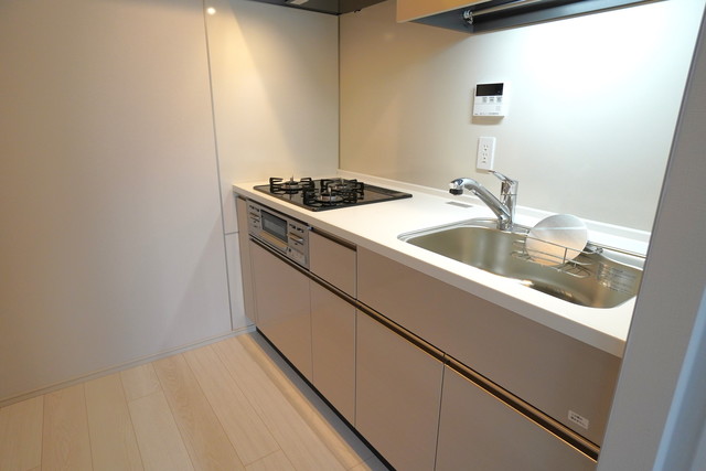 キッチン　※写真は同タイプ住戸です。
