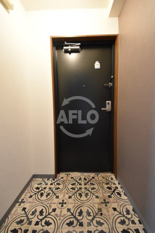 玄関　メロディーハイム九条　玄関