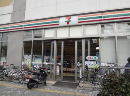 コンビニ　セブンイレブン船橋北習志野駅前店（コンビニ）まで129m