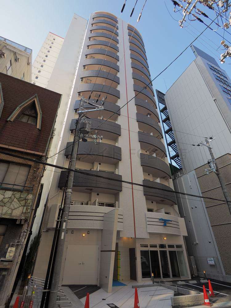 建物外観　セレニテ梅田EST