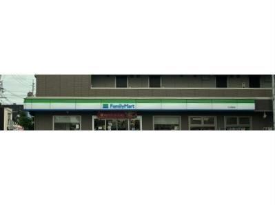 コンビニ　ファミリーマート大江駅前店（コンビニ）まで349m