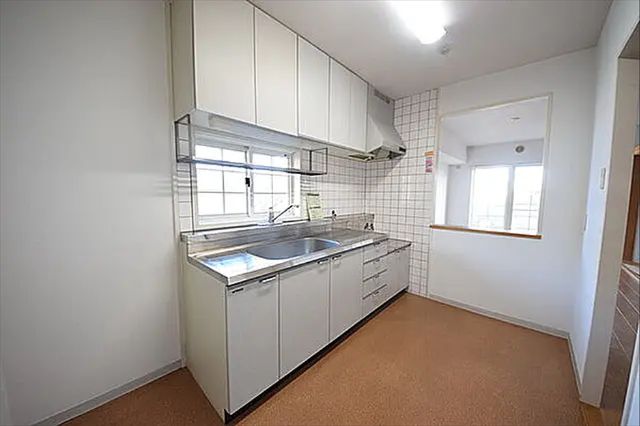 キッチン　※別部屋参考写真
