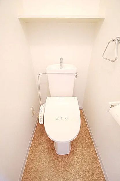 トイレ　※別部屋参考写真