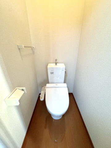 ＪＲ予讃線 高松駅 徒歩10分 6階建 築34年のトイレ写真