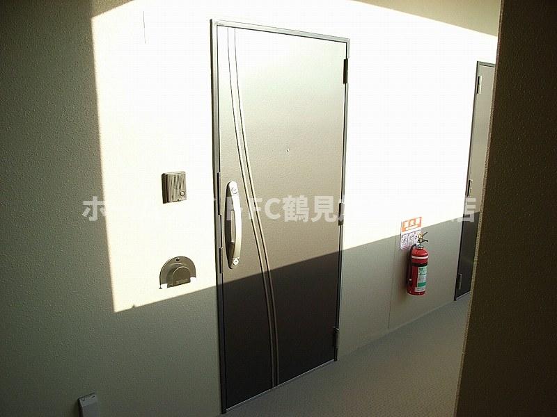 ＪＲ片町線 鴫野駅 徒歩5分 6階建 築19年の外観写真