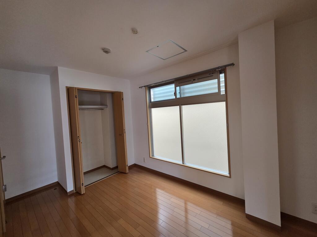 鶴見5丁目2LDKの内装写真