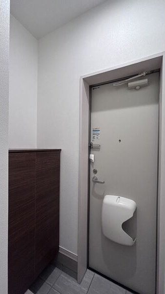 玄関　洗面
