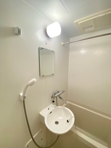 レオパレスセリバテール仁川の内装写真