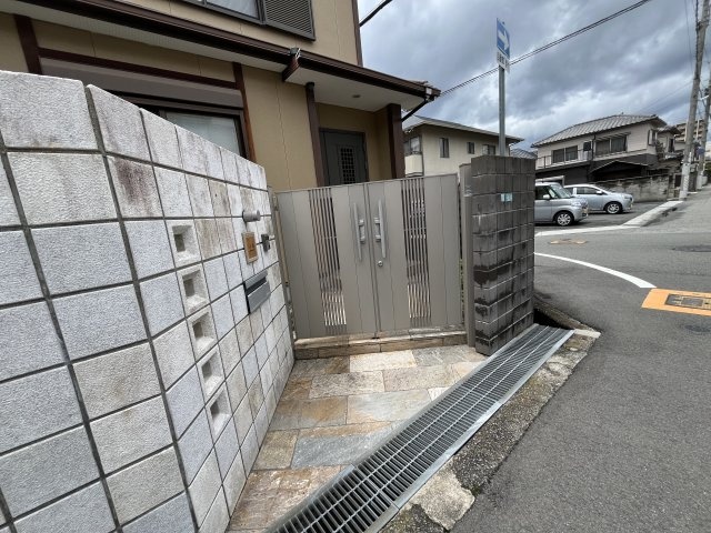 阪急伊丹線 伊丹駅 徒歩6分 2階建 築23年の外観写真
