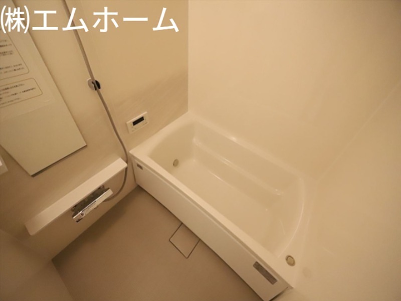 バス・シャワールーム　追い焚き浴室暖房乾燥機付お風呂