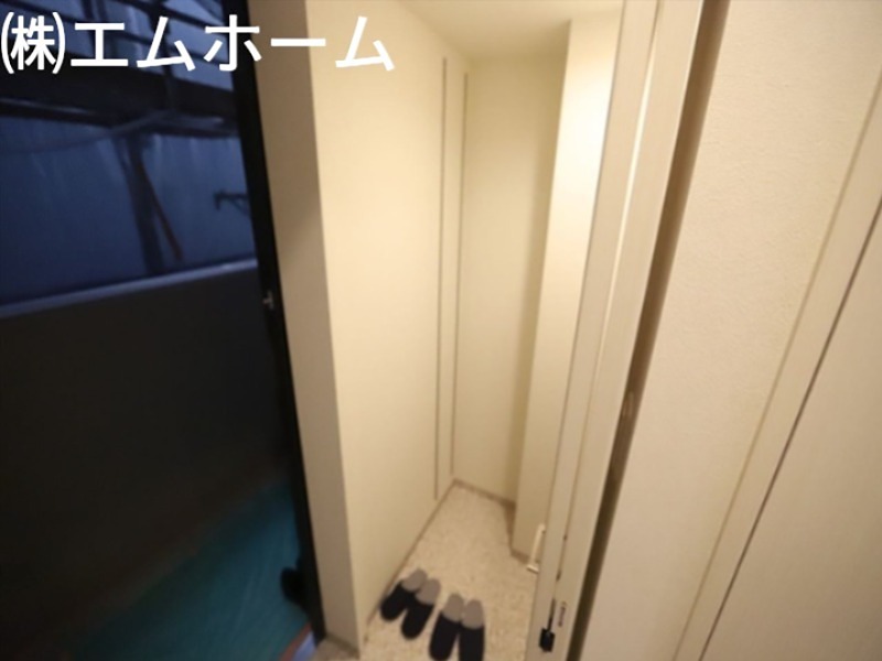 玄関　イメージ写真　シューズインクローク