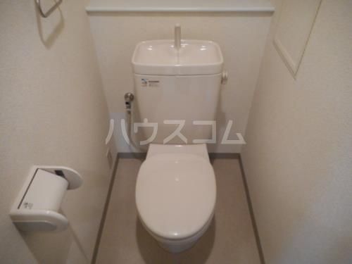 メゾン・ド・ヴィレ千葉中央のトイレ写真