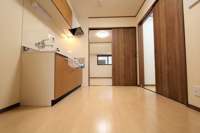 東尻池町7丁目住宅の居間写真
