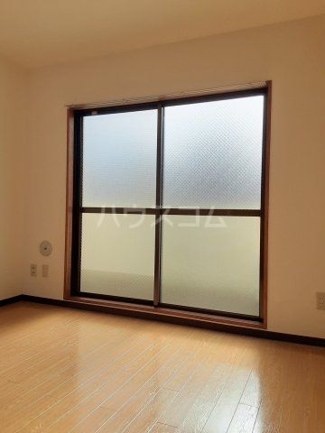 NSパレスの居間写真