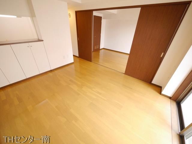 ノース清水の居間写真