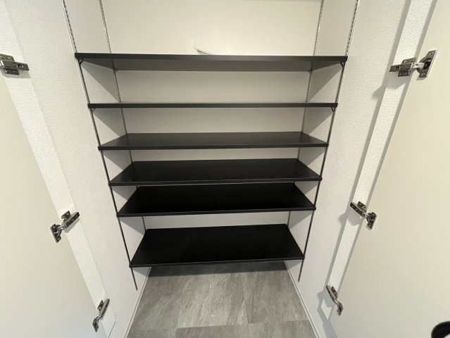 収納　同物件別部屋写真