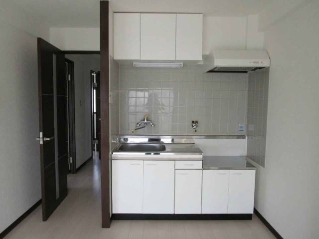 ISE伊勢住宅鳳西町7506のキッチン写真