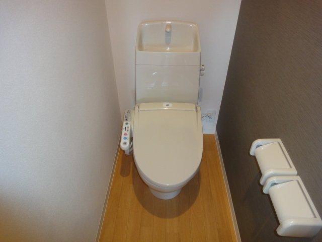 ミューズ高柳のトイレ写真