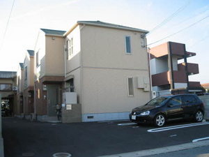 建物外観　学校近くて安心☆