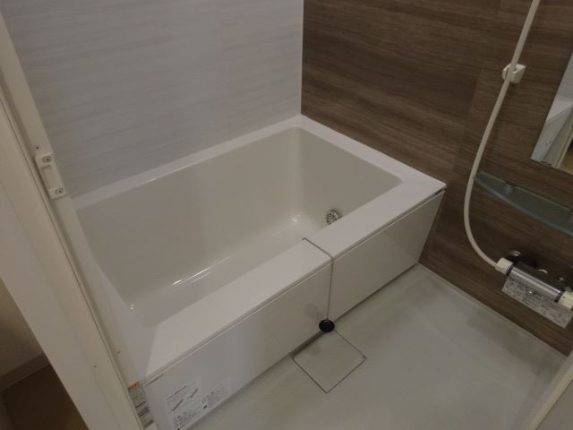バス・シャワールーム　お風呂
